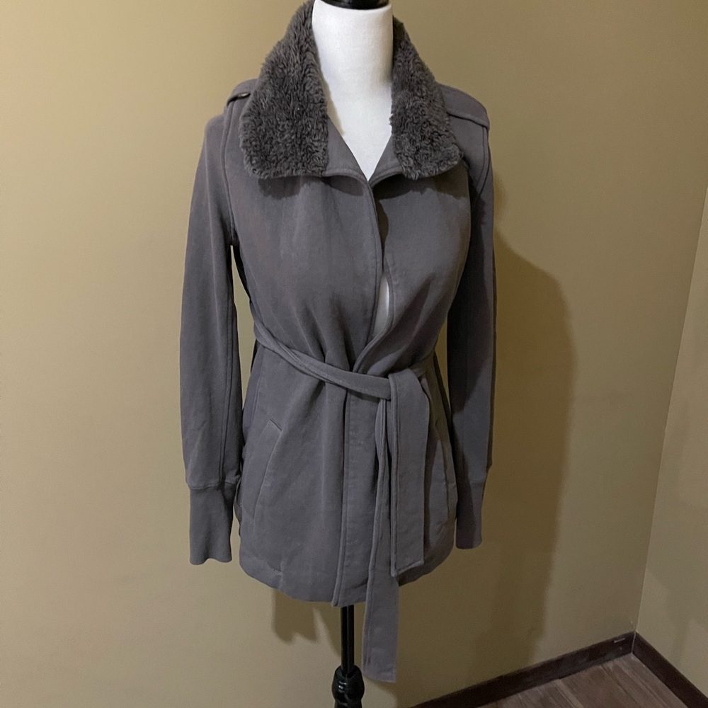 👻🎃CLEARANCE🎃👻 🌟HOST PICK🌟 Nevada wrap sweater
